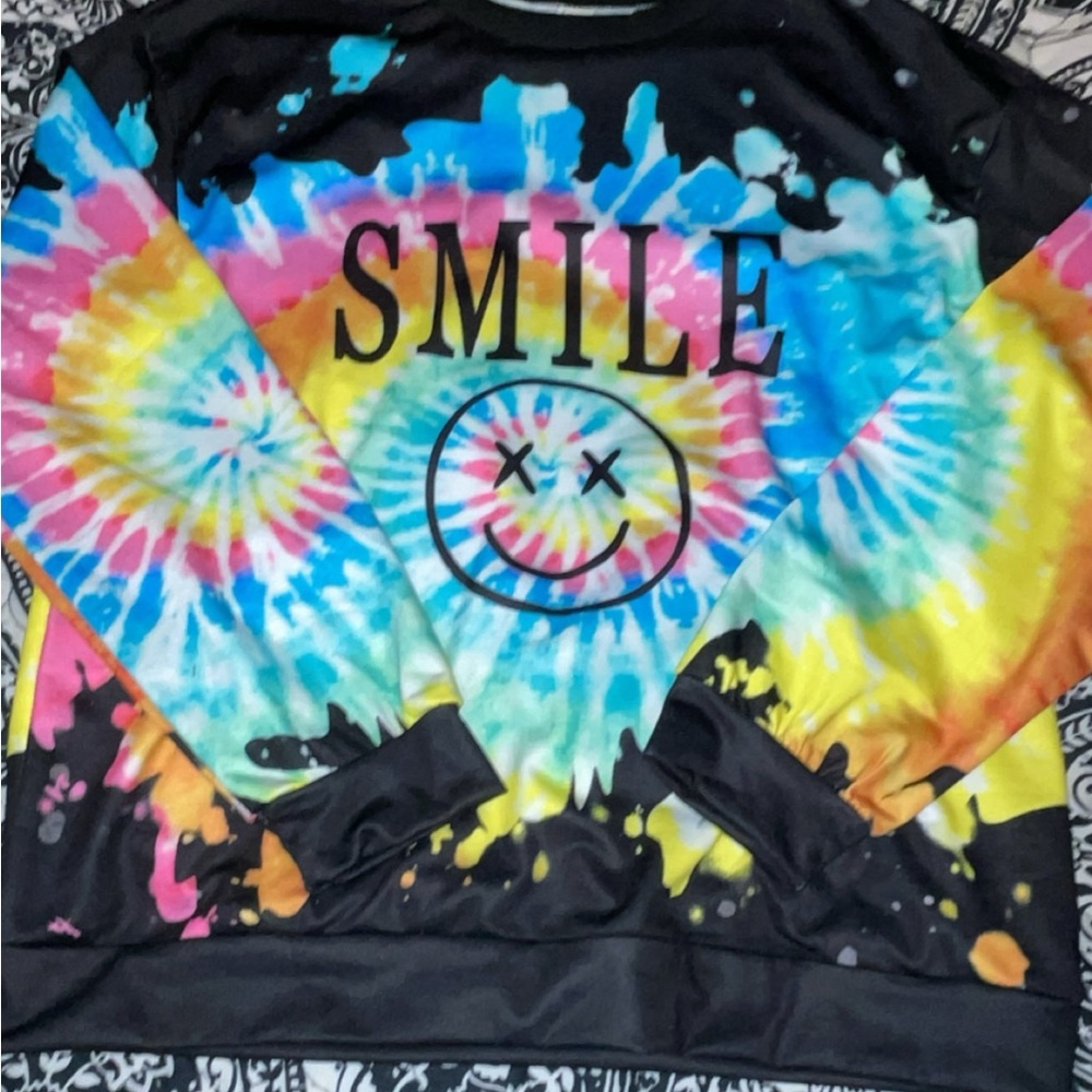 smile sweater